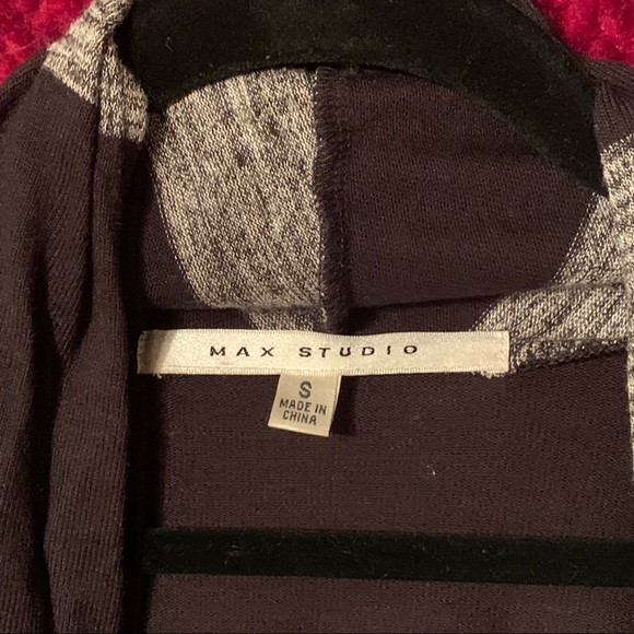 Max studio draped neck top - Picture 3 of 3